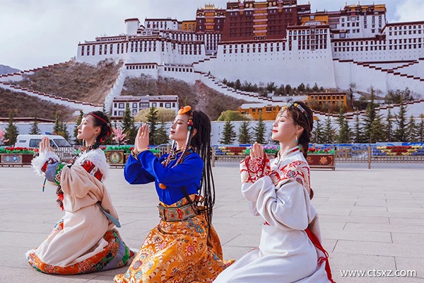 西藏跟團(tuán)大概需要多少錢(qián)